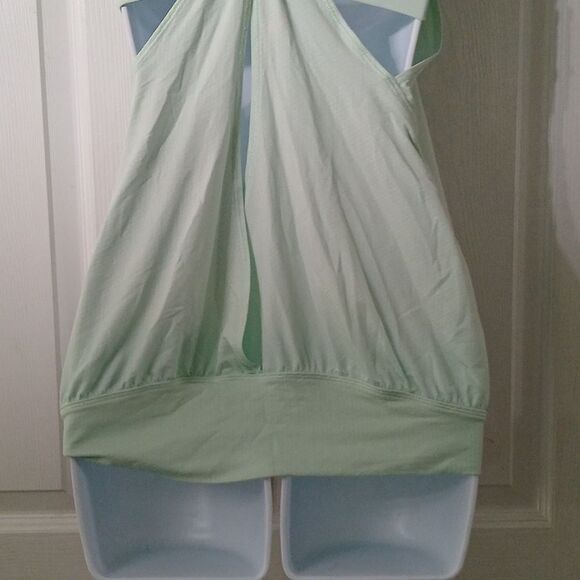 Lululemon Noveau Limits Tank Sea Mist size 4 Never worn - Picture 5 of 12
